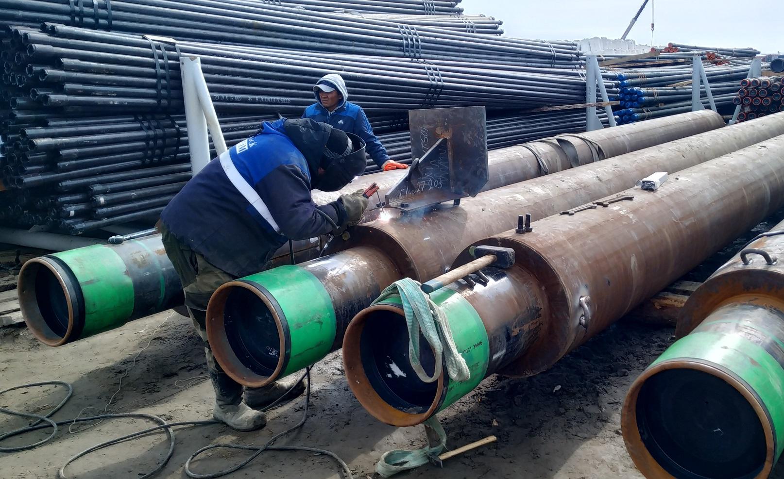 Завод «Трубодеталь» поставил термокейсы на одно из крупнейших нефтяных месторождений России