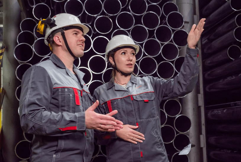 ОМК первой в России начала продавать трубы на Петербургской бирже